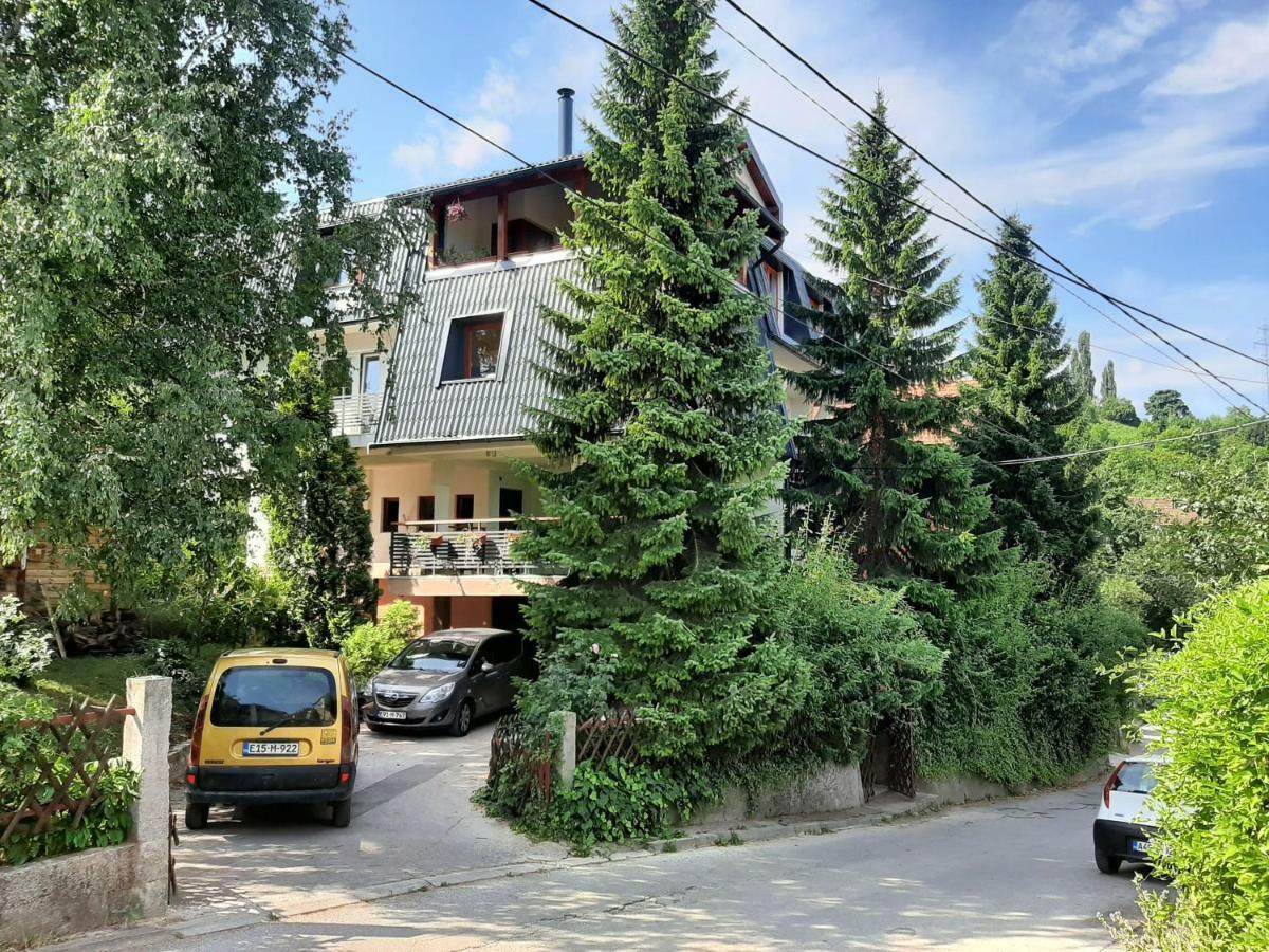 Guesthouse Hill Sarajevo Exterior photo